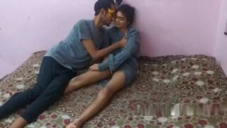 Dui Bengali student er chorom choda chodi’r blue film faash