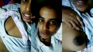 Bibahito kaaj er meye video call diye malik ke khushi korlo
